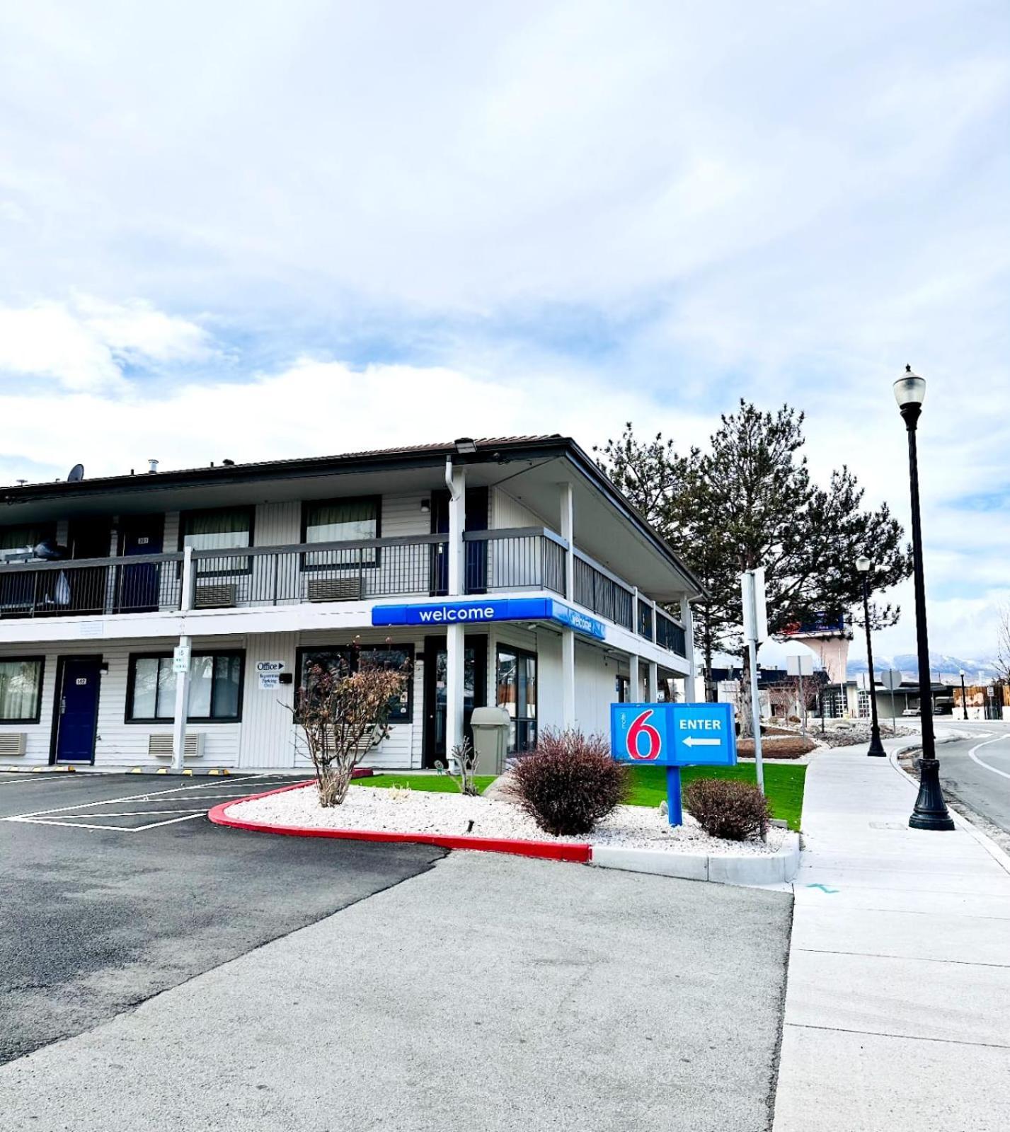 Motel 6-Sparks, Nv - Airport - スパークス エクステリア 写真