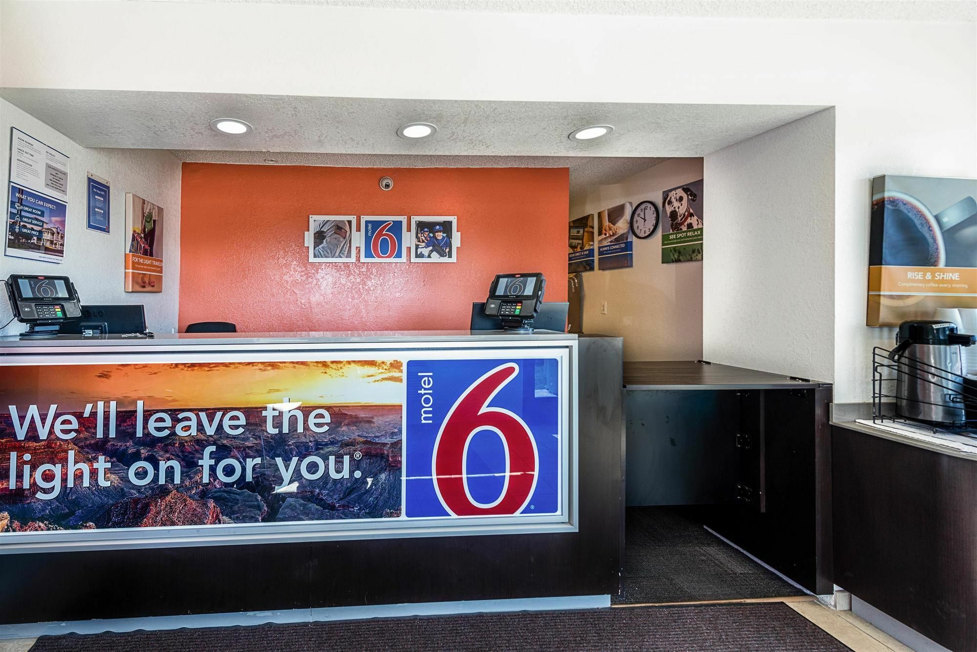 Motel 6-Sparks, Nv - Airport - スパークス エクステリア 写真